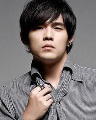 周杰伦最新照片,时尚魅力再升级