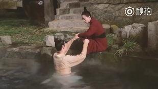 醉玲珑海报拍摄花絮,拍摄花絮中的精彩瞬间